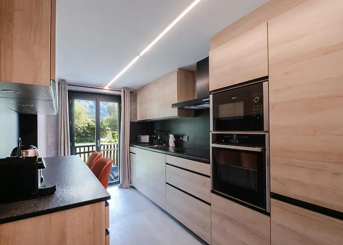 Demi-chalet Confortable A Avec Wifi Et Parking, 6 Pers. - Fr-1-343-228 Apartman Chamonix