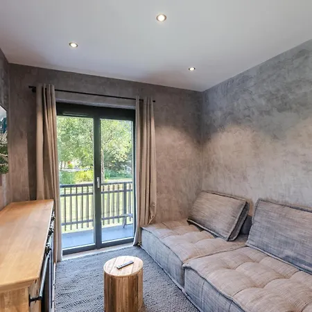 Apartment Demi-chalet Cosy Avec Terrasses, Wifi Et Parking A - Fr-1-343-228 Chamonix